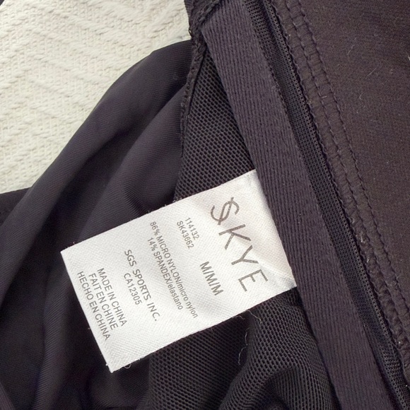 Skye One-piece Swimsuit - Picture 5 of 5